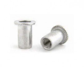 Nýtovací matice hladké, otevřené s plochou hlavou Hliník